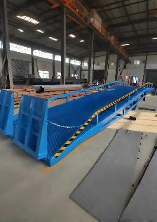 10T Mobile Loading Ramp – Heavy Duty Vehicle & Equipment Loader - Photo 2