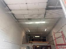 2000 sqft warehouse for rent