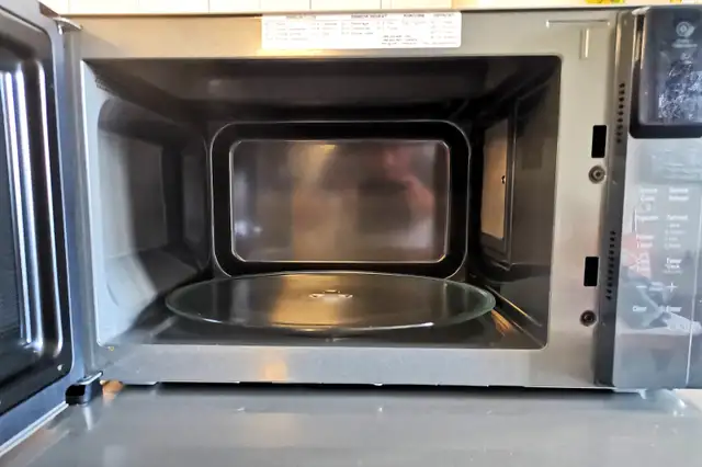 New LG Stainless Microwave Oven / Smart Inverter ( 1250W, 120V) - Photo 5