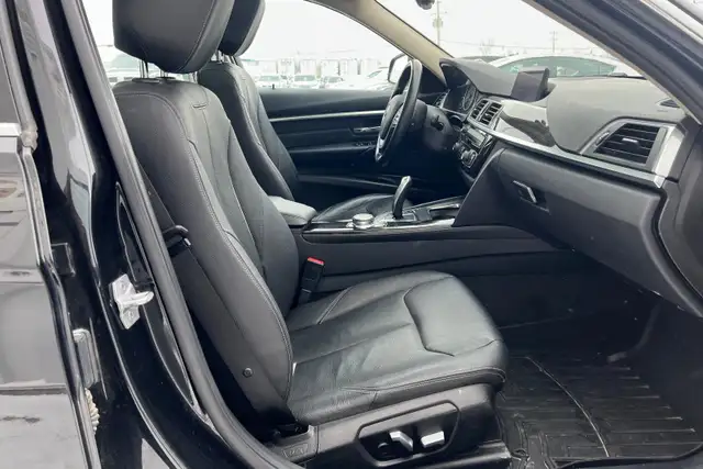 2017 BMW 3 Series 328d xDrive AWD  - No Accident - Photo 15