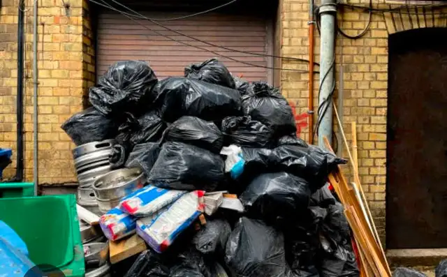 DUMP RUNS & JUNK REMOVAL – FAST & AFFORDABLE!