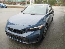 2025 Honda Civic Sedan Hybrid Sport Touring with only 3000kms! F - Photo 4