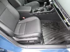 2025 Honda Civic Sedan Hybrid Sport Touring with only 3000kms! F - Photo 7