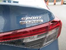2025 Honda Civic Sedan Hybrid Sport Touring with only 3000kms! F - Photo 15