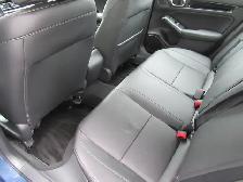 2025 Honda Civic Sedan Hybrid Sport Touring with only 3000kms! F - Photo 17