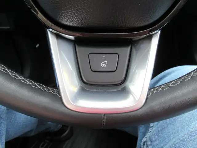 2025 Honda Civic Sedan Hybrid Sport Touring with only 3000kms! F - Photo 25