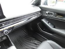 2025 Honda Civic Sedan Hybrid Sport Touring with only 3000kms! F - Photo 33