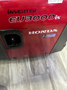 Honda EU3000IS 4 3300 Watt Inverter/Generator - Photo 2