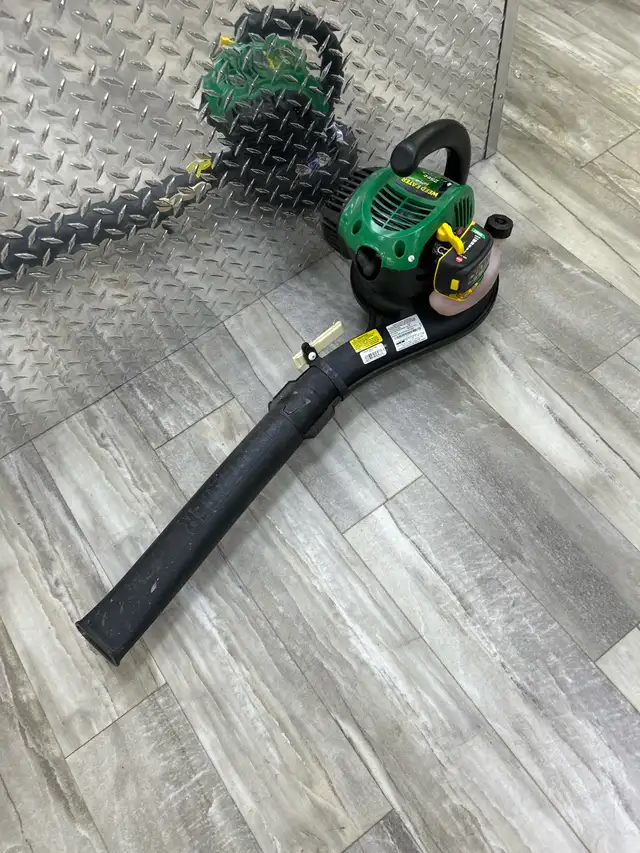 Weed Eater FB25 25CC Gas Leaf Blower