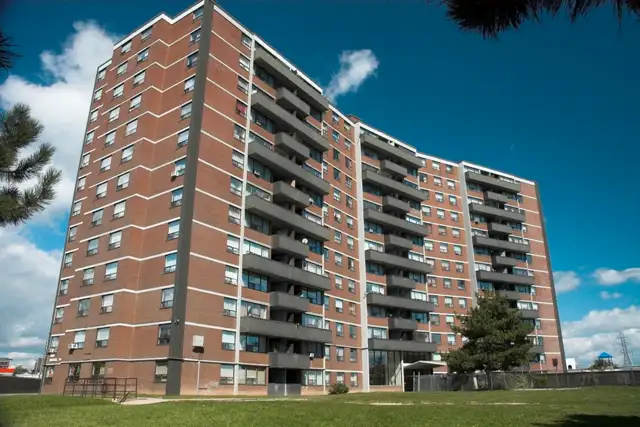 Furnished Room for Rent – Midland & Lawrence (Scarborough)