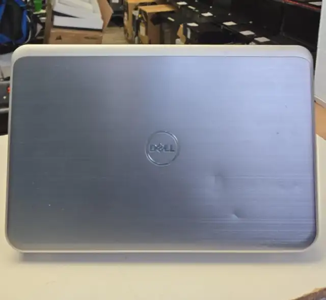 Dell Inspiron 5737 17,3po i5-4200U 8Go RAM SSD 256Go DVD HDMI - Photo 3