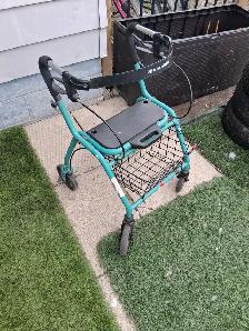 Seniors walker cart - Photo 2