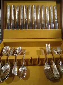 #79-114  REVELATION silverware set for 12 - Photo 2