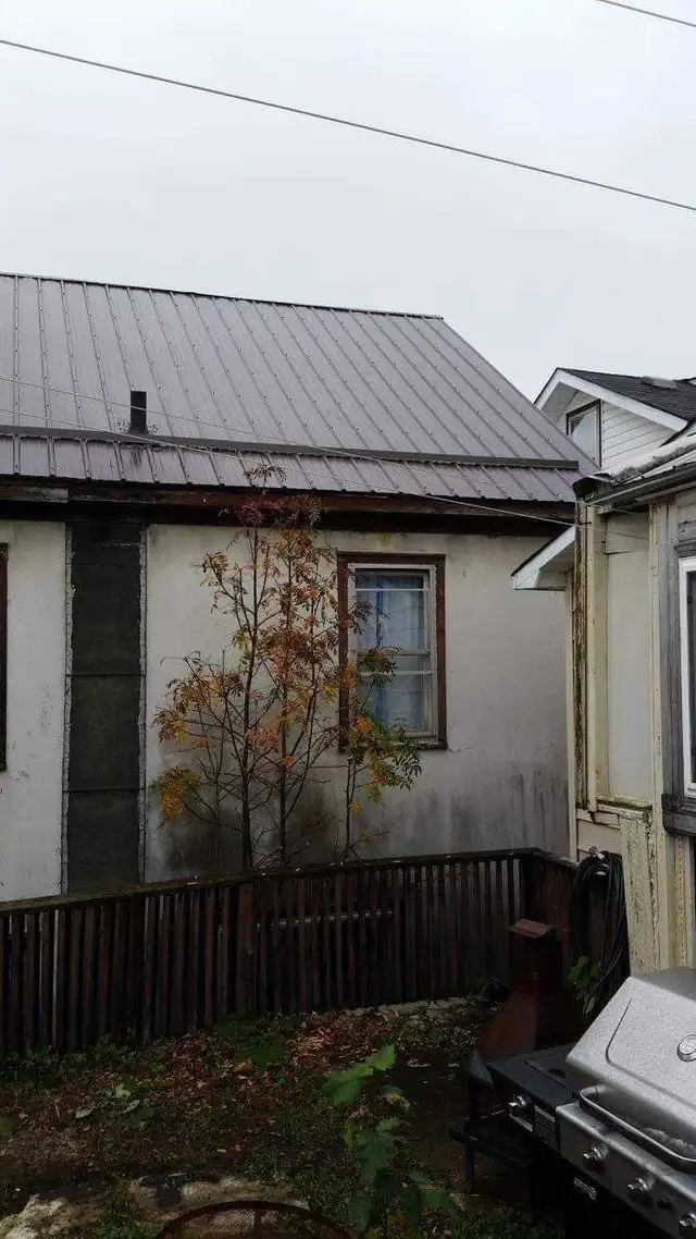 Ford's Roofing & Renovations - Photo 10