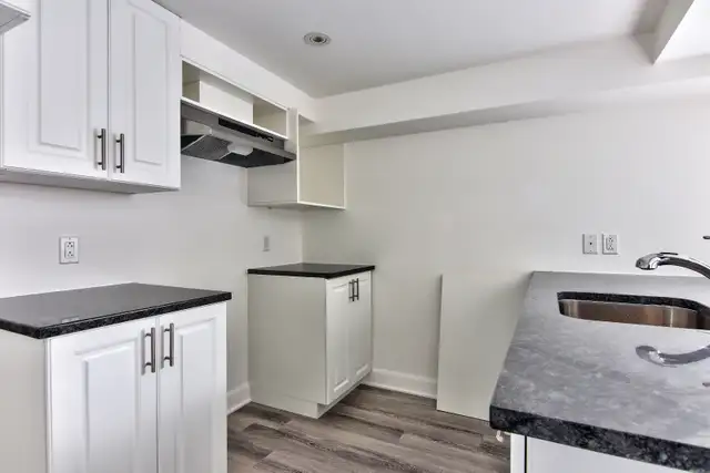 4 1/2 style-condo à Pointe-aux-Trembles - Juillet - Internet - Photo 3