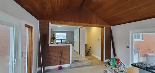 2 Plus Bedroom apartment in 4plex with full basement - Photo 4