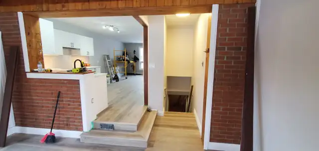 2 Plus Bedroom apartment in 4plex with full basement - Photo 5