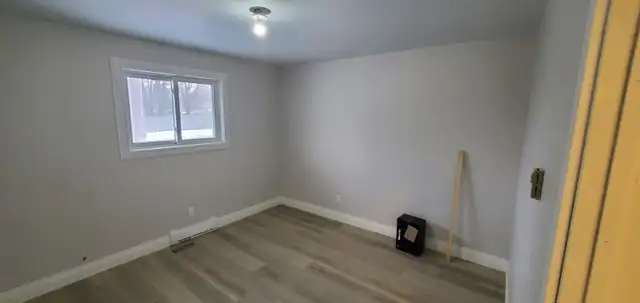 2 Plus Bedroom apartment in 4plex with full basement - Photo 8