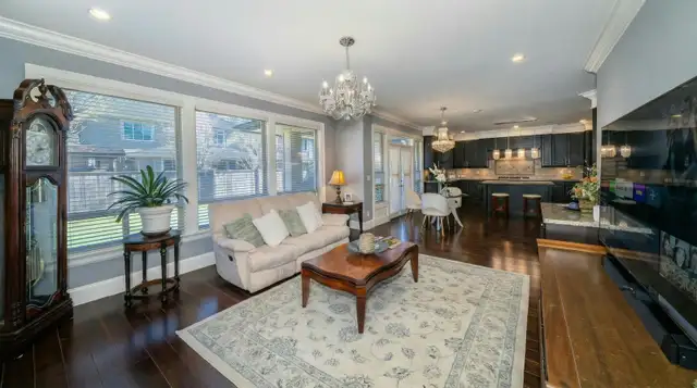 Upgraded house in Ladner - Photo 4