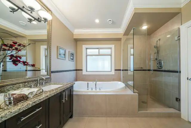 Upgraded house in Ladner - Photo 7