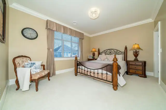 Upgraded house in Ladner - Photo 8
