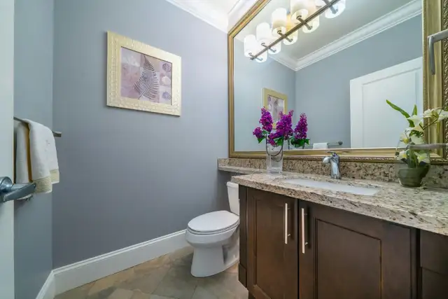 Upgraded house in Ladner - Photo 14