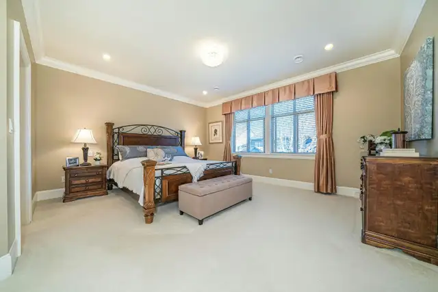 Upgraded house in Ladner - Photo 21