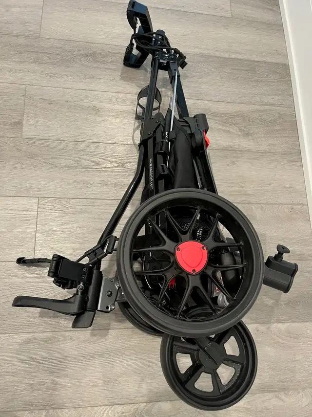 Foldable 3-wheeler Golf push cart, full accessories, 1yr old - Photo 3