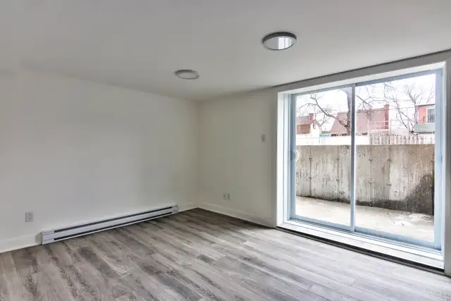 3 1/2 style-condo à Pointe-aux-Trembles - Juillet - Internet - Photo 3