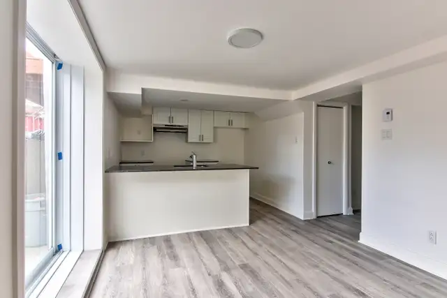 3 1/2 style-condo à Pointe-aux-Trembles - Juillet - Internet - Photo 4