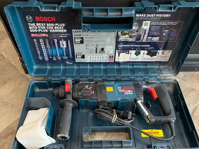 Bosch Corded Chipper 11255vsr in Case