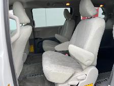 2013 Toyota Sienna MOBILITY WHEELCHAIR ACCESSIBLE VAN-WARRANTY - Photo 17
