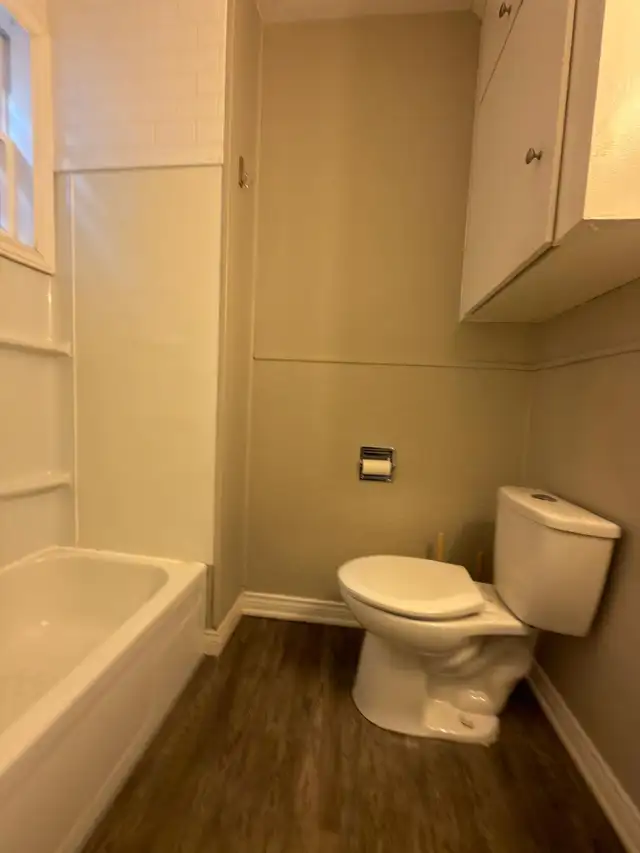 433 George St, unit 2, Bachelor(1bath1kt 1F)South, Heat included - Photo 3