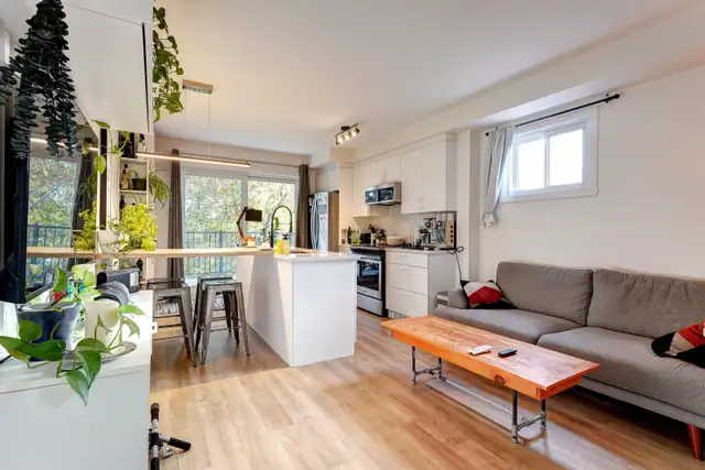 4 1/2 rénové à neuf et meublé - 5min du métro - Juillet - Photo 6