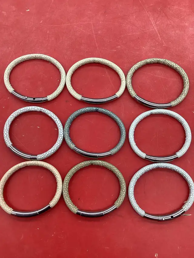 bracelet en tissus 5$ chacun