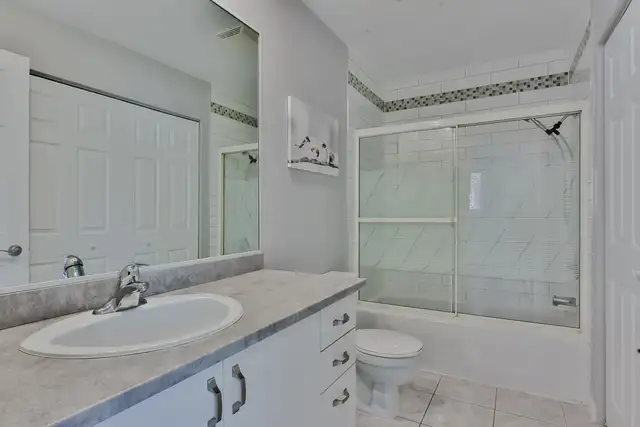 Condo-hôtel,  formule tout inclus, Vieux-Longueuil. - Photo 7