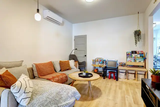 Grand 6 1/2 Hochelaga - Juillet - Internet, balcon, électros - Photo 4