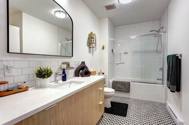 Grand 6 1/2 Hochelaga - Juillet - Internet, balcon, électros - Photo 10