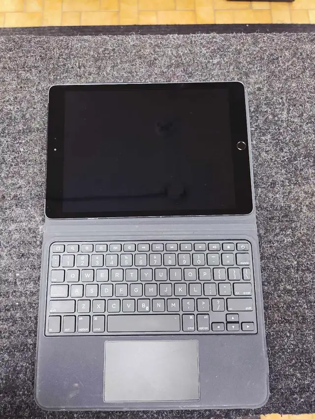 Ipad air 4th gen 64GB