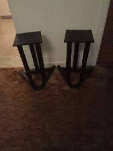 Supports pour haut-parleurs Atlantis hauteur 15 pouces.