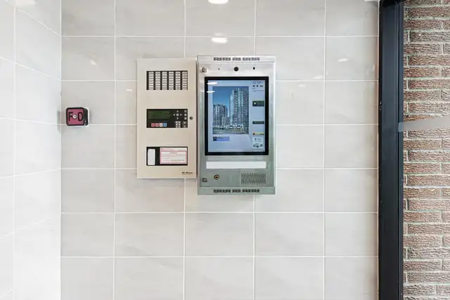 2 Bedroom Apartment for Rent - 7170 Darcel Ave - Photo 13