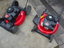 2 Lawn Mowers – Craftsman 159cc   Yard Machines 21"