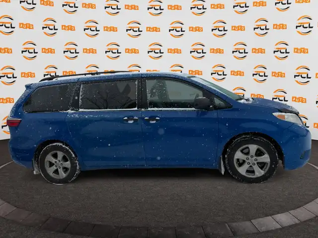 2015 Toyota Sienna Backup camera Bluetooth 7-seaters - Photo 8