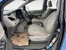 2015 Toyota Sienna Backup camera Bluetooth 7-seaters - Photo 12