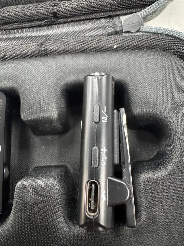 Hollyland Lark M1 Solo Wireless Lavalier Microphone system - Photo 4