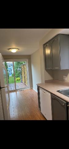 Fully Detached SW Barrie House for Rent - Photo 4