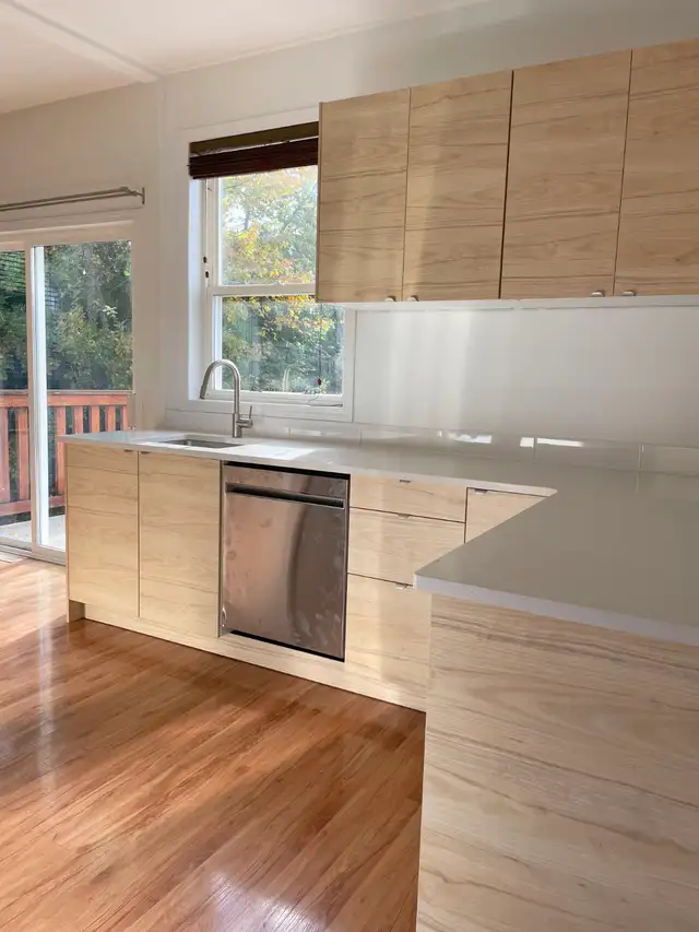 Newly renovated 3 bedroom / 1 bathroom in South Port Alberni - Photo 7