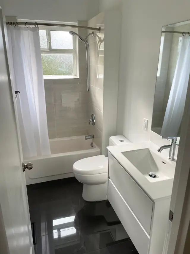 Newly renovated 3 bedroom / 1 bathroom in South Port Alberni - Photo 18
