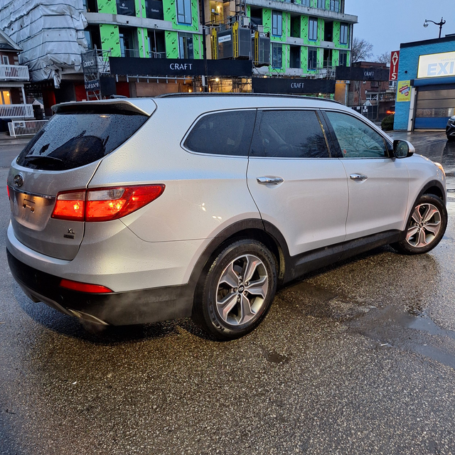 2015 Hyundai Santa Fe XL Luxury, 6 seats, AWD, 3.3l 6cyl - Photo 7