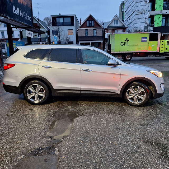 2015 Hyundai Santa Fe XL Luxury, 6 seats, AWD, 3.3l 6cyl - Photo 8